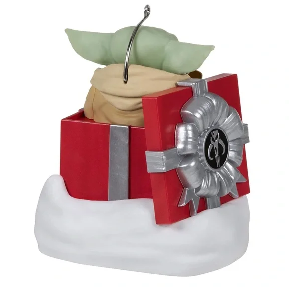 Hallmark Keepsake Star Wars: The Mandalorian Grogu Greetings, Sound and Motion - Picture 3 of 6